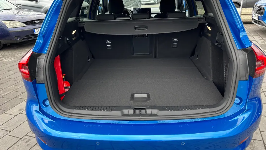 FORD Focus Focus 1.0 EcoBoost mHEV ST-Line X aut Nowy