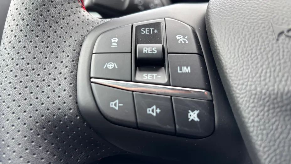 FORD Focus Focus 1.0 EcoBoost mHEV ST-Line X aut Nowy