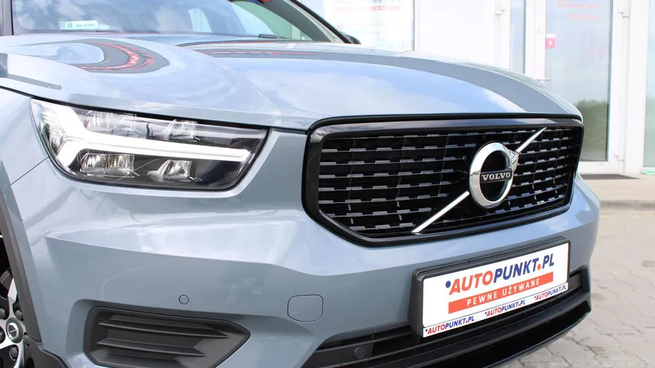 VOLVO XC40 XC40 B4 B R-Design aut
