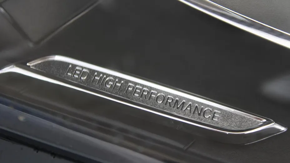 MERCEDES-BENZ CLA CLA 200 7G-DCT