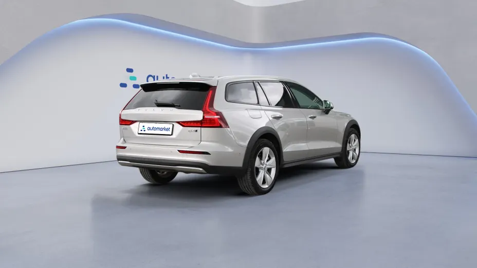 VOLVO V60 V60 CC Core B4 D AWD aut