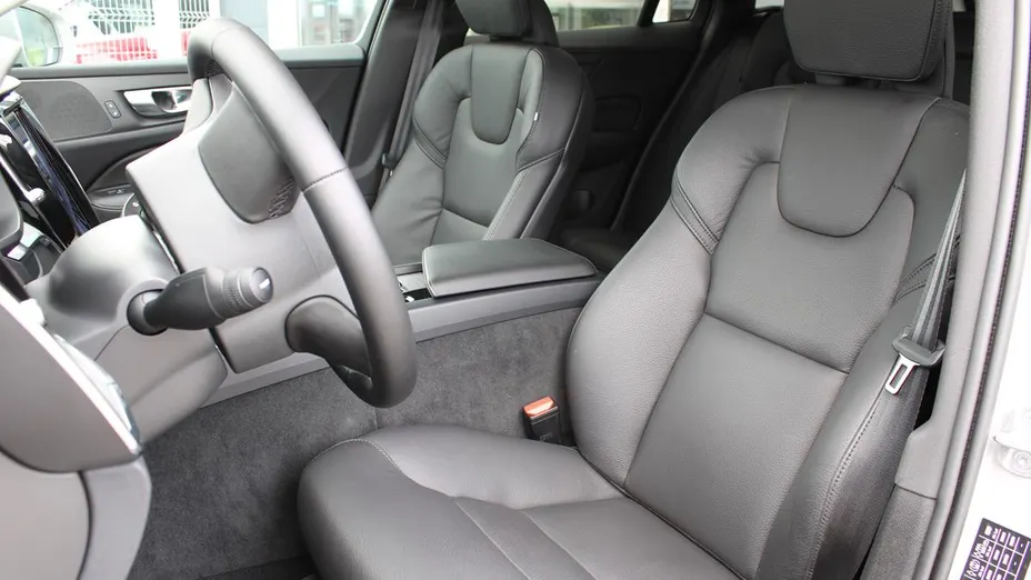 VOLVO V60 V60 CC Core B4 D AWD aut