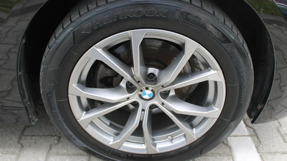 BMW Seria 3 320d xDrive Sport Line aut