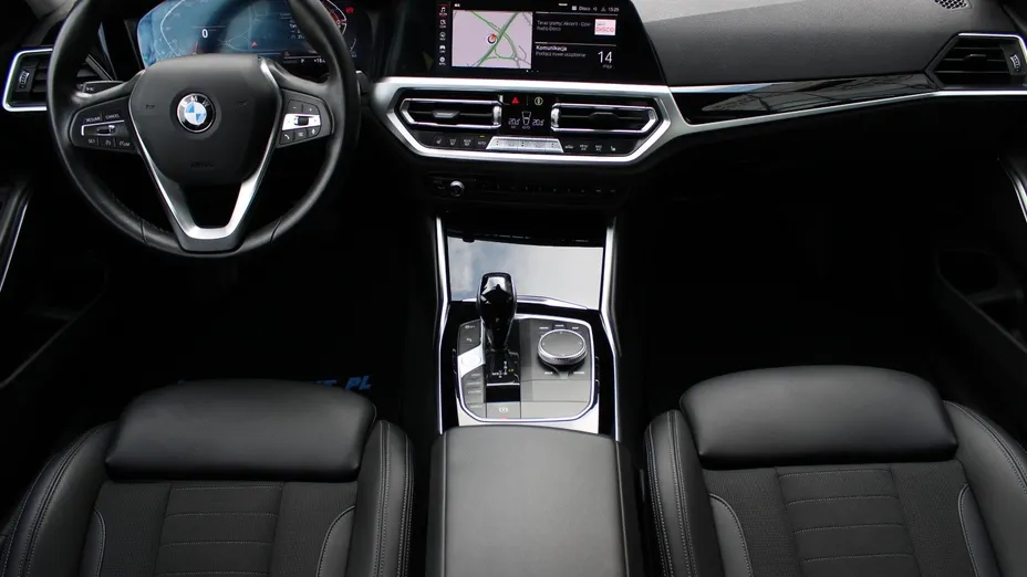 BMW Seria 3 320d xDrive Sport Line aut