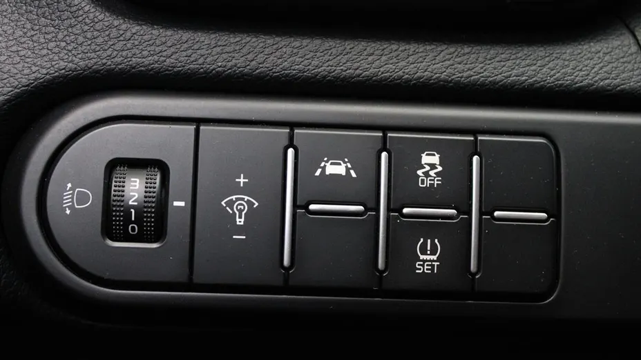 KIA XCeed XCeed 1.5 T-GDI L Business Line DCT