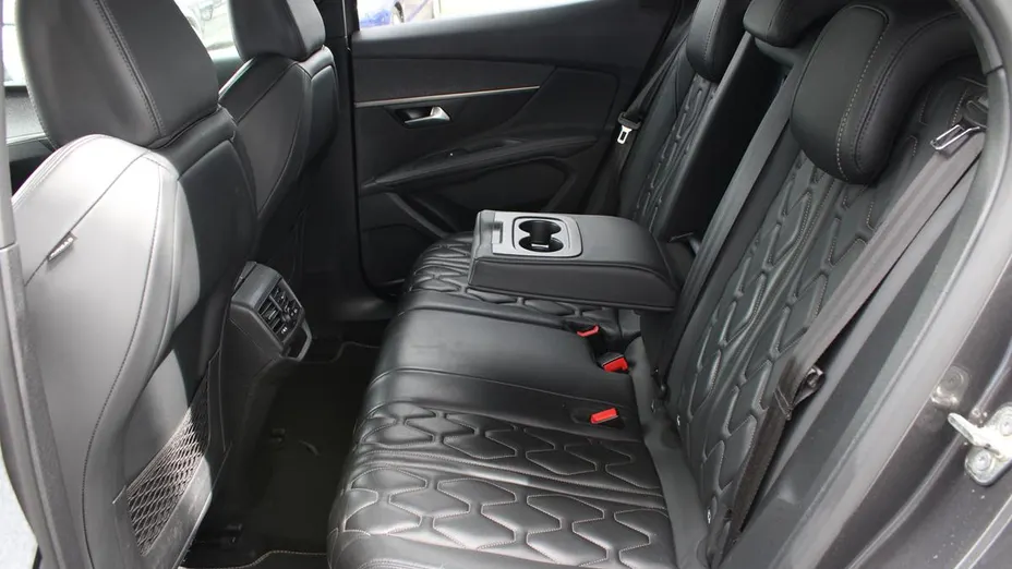 PEUGEOT 3008 3008 1.6 PureTech GPF GT Line S&S EAT8