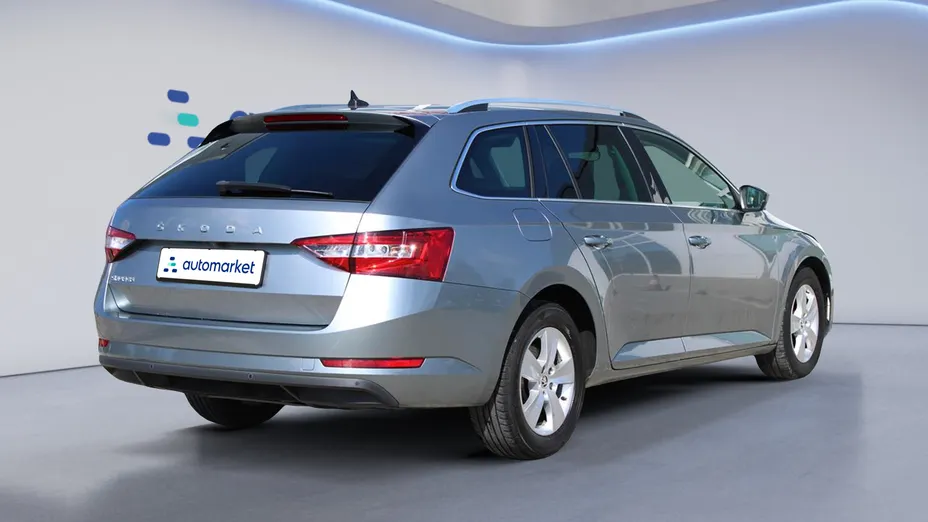 SKODA Superb Superb 2.0 TDI Ambition DSG7