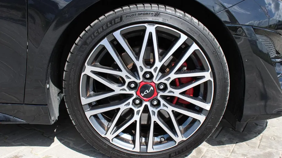 KIA ProCeed ProCeed 1.6 T-GDI GT DCT