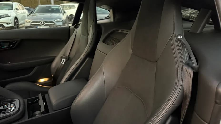 JAGUAR F-Type F-Type 2.0 Turbo R-Dynamic aut