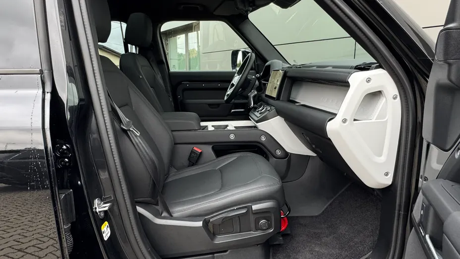 LAND ROVER Defender Defender 110 3.0 D250 mHEV S