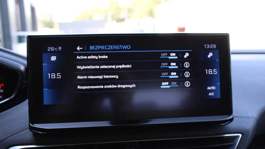 PEUGEOT 3008 3008 1.5 BlueHDi Allure S&S EAT8