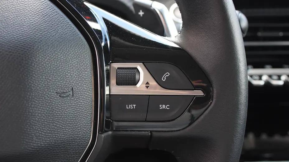 PEUGEOT 2008 2008 1.2 PureTech Allure S&S EAT8