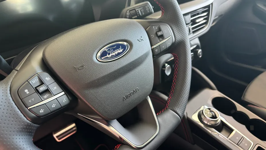FORD Kuga Kuga 2.5P PHEV FWD ST-Line X eCVT Nowy
