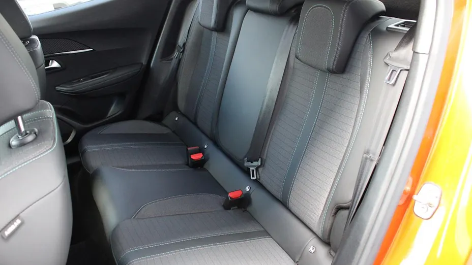 PEUGEOT 2008 2008 1.2 PureTech Allure S&S EAT8