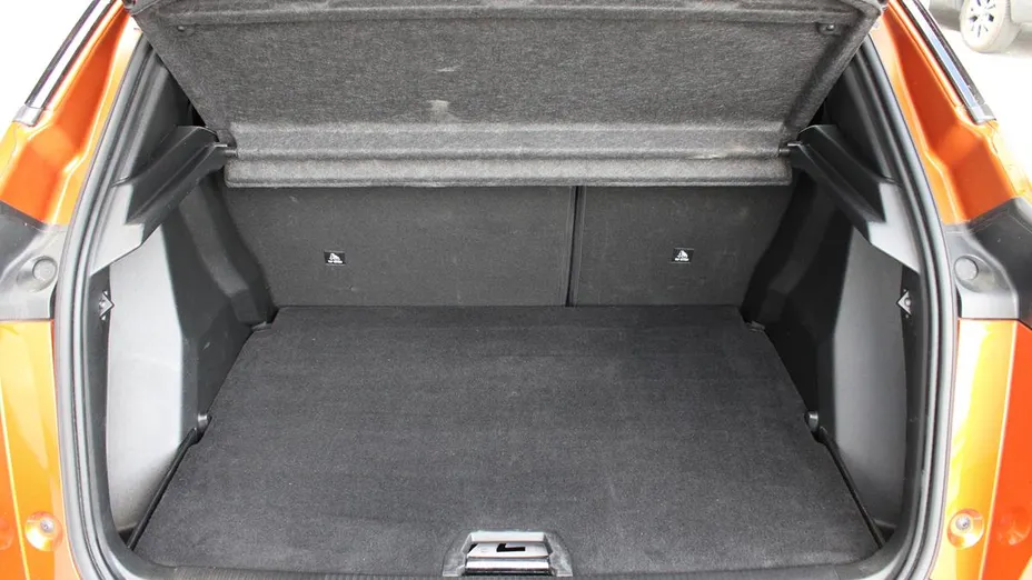 PEUGEOT 2008 2008 1.2 PureTech Allure S&S EAT8