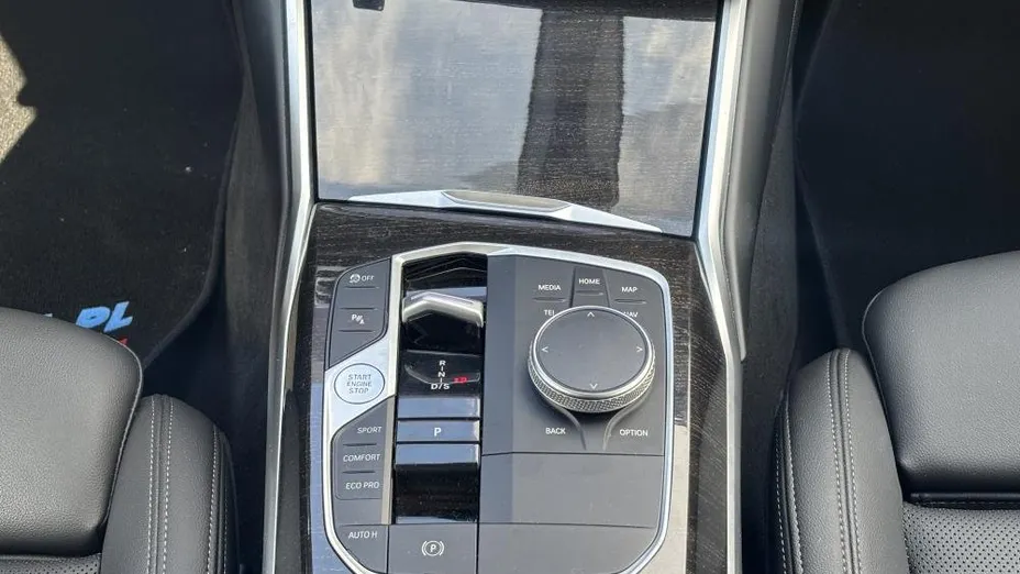 BMW Seria 3 320d xDrive mHEV Luxury Line aut