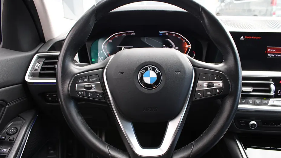 BMW Seria 3 320d xDrive Sport Line aut