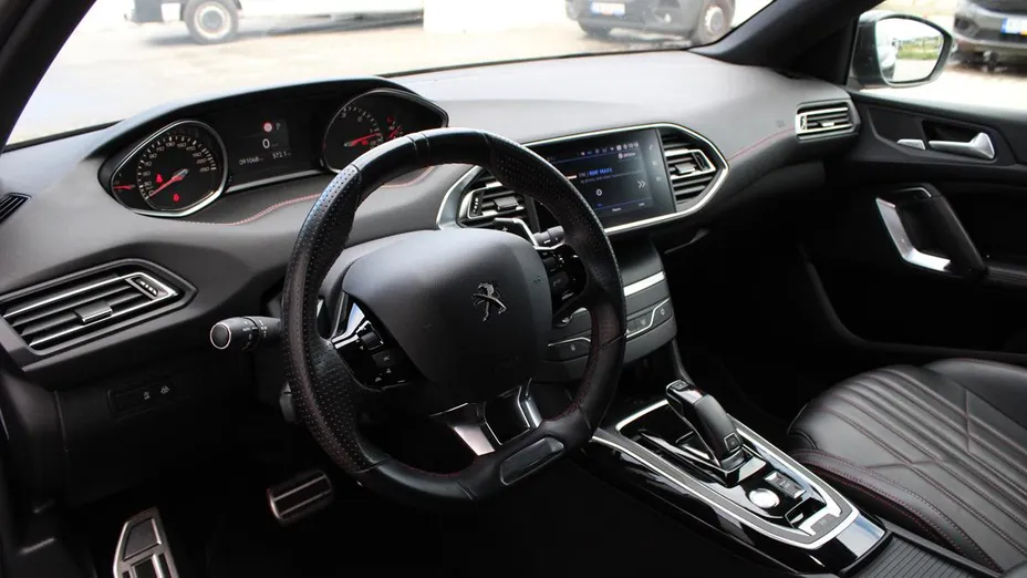 PEUGEOT 308 308 1.5 BlueHDi GT Pack S&S EAT8