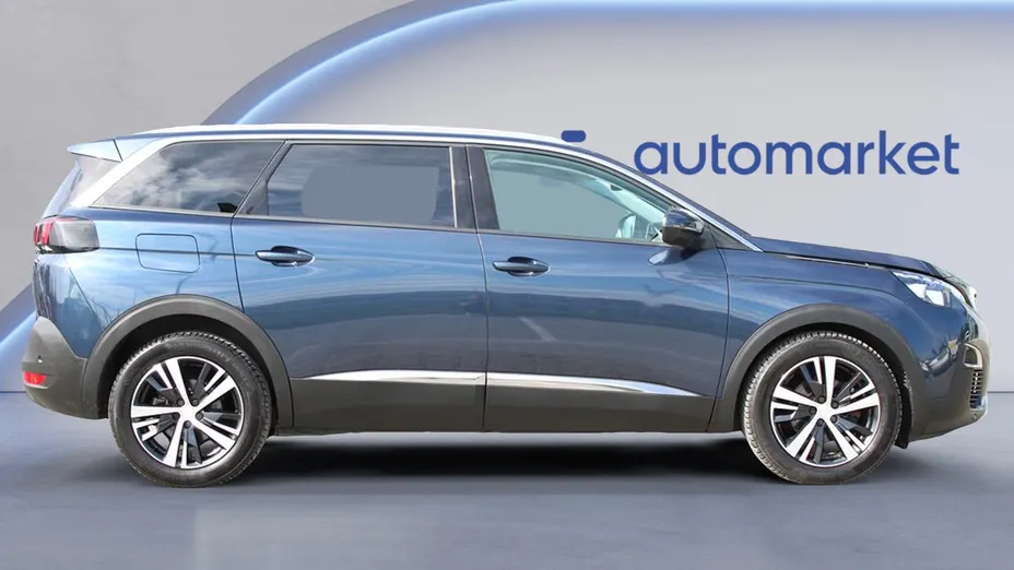 PEUGEOT 5008 5008 1.6 PureTech Allure S&S EAT8