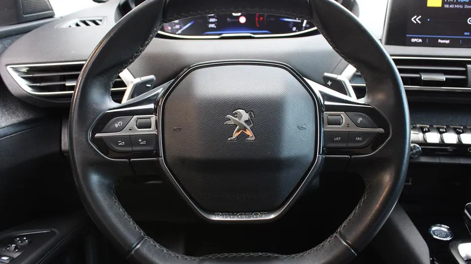 PEUGEOT 5008 5008 1.6 PureTech Allure S&S EAT8