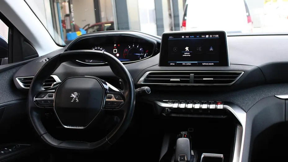 PEUGEOT 5008 5008 1.6 PureTech Allure S&S EAT8