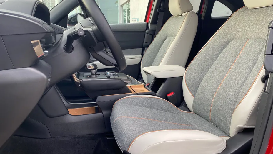 MAZDA MX-30 MX-30 R-EV PHEV Makoto