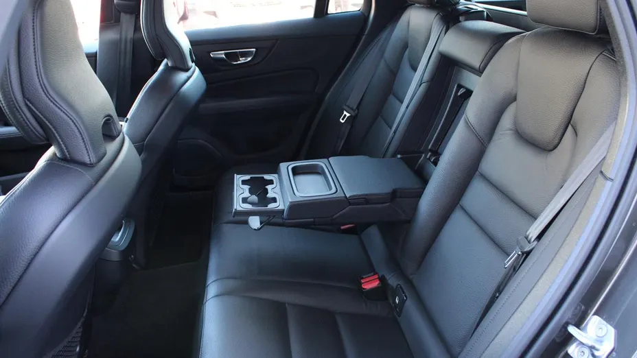 VOLVO V60 V60 B4 B Inscription aut