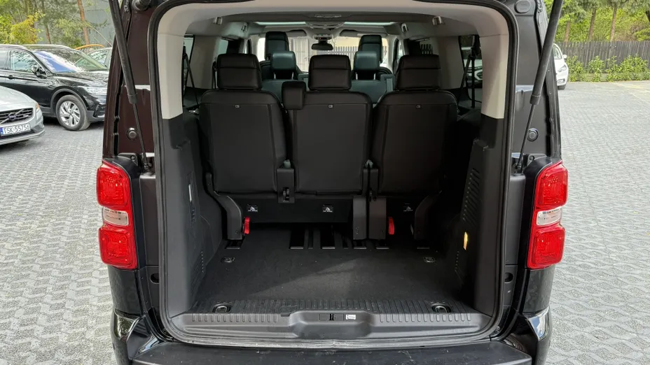 PEUGEOT Traveller Traveller 2.0 BlueHDi Long Business Vip Aut.