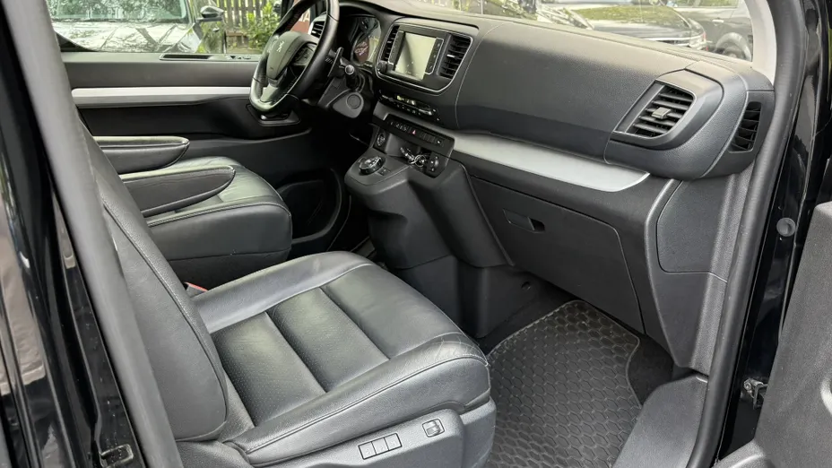 PEUGEOT Traveller Traveller 2.0 BlueHDi Long Business Vip Aut.