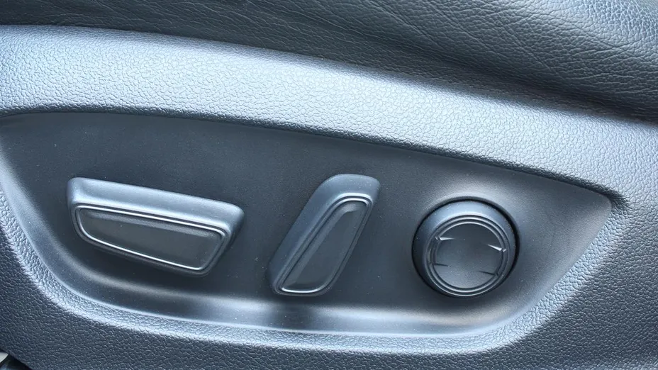 TOYOTA C-HR C-HR 2.0 Hybrid Executive