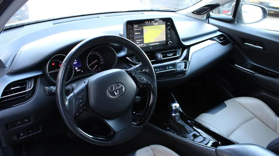 TOYOTA C-HR C-HR 2.0 Hybrid Executive