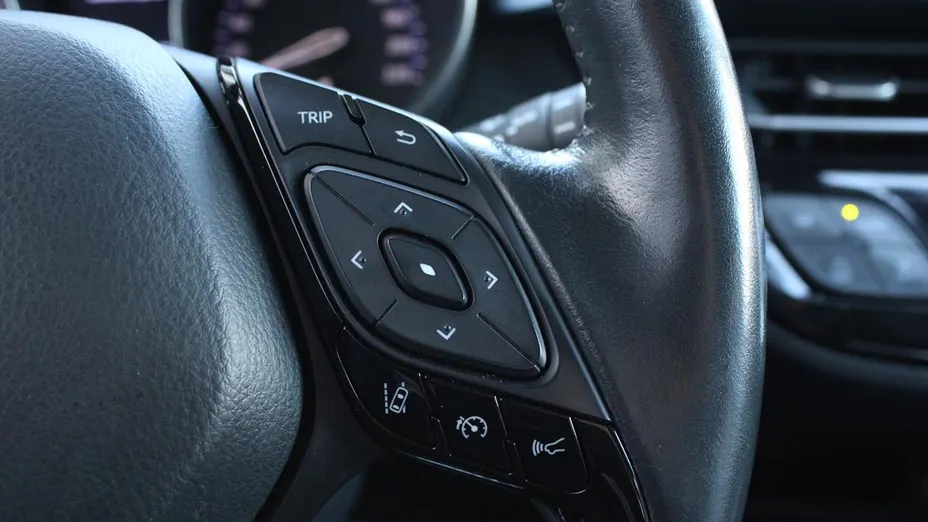 TOYOTA C-HR C-HR 2.0 Hybrid Executive