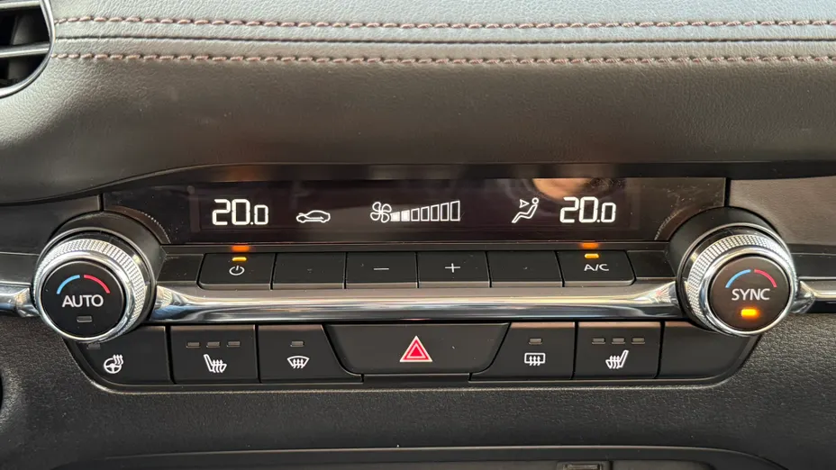 MAZDA 3 3 2.0 mHEV Kanjo