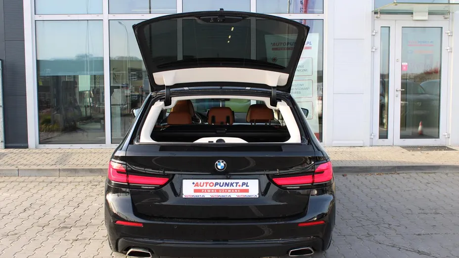 BMW Seria 5 520d xDrive Sport Line sport-aut