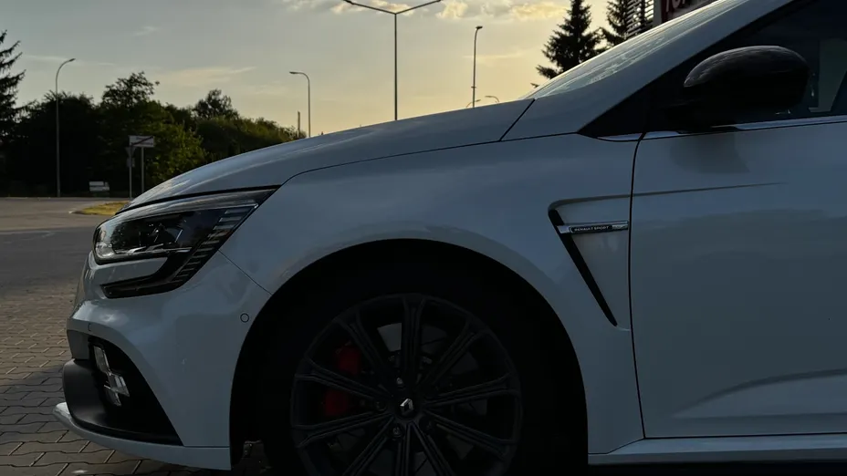 RENAULT Megane Megane 1.8 TCe FAP R.S. Trophy EDC