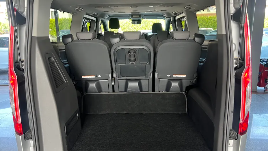 FORD Tourneo Custom Tourneo Custom 2.0 EcoBlue L2 Titanium SelectShift