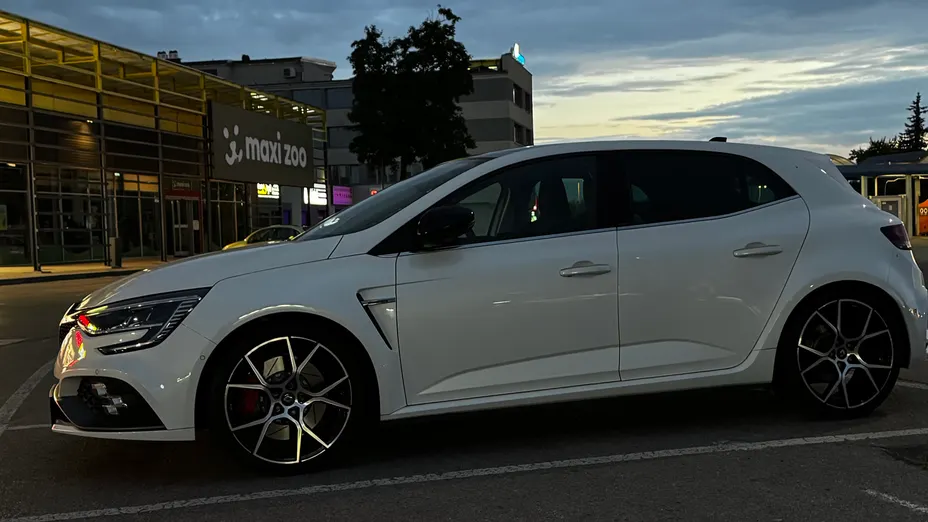 RENAULT Megane Megane 1.8 TCe FAP R.S. Trophy EDC