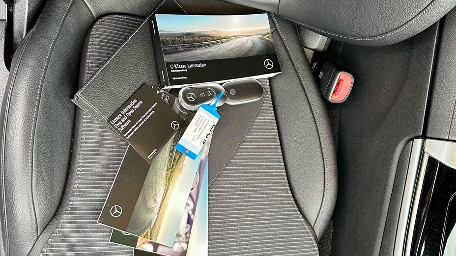 MERCEDES-BENZ C Klasa C 220 d mHEV Avantgarde