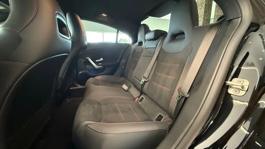 MERCEDES-BENZ CLA CLA 200 AMG Line 7G-DCT