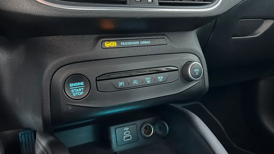 FORD Focus Focus 1.0 EcoBoost mHEV Titanium