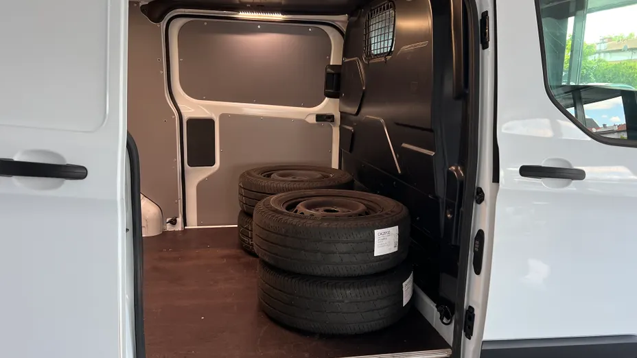 FORD Transit Custom Transit Custom Kombi 310 L1H1 Trend