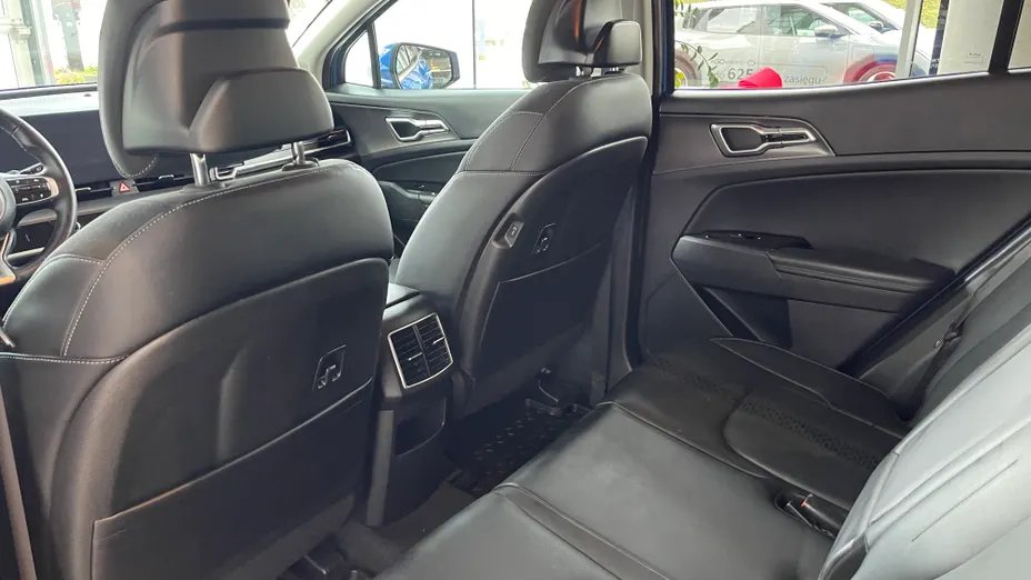 KIA Sportage Sportage 1.6 T-GDI PHEV Business Line 4WD aut