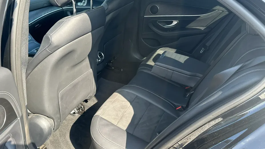MERCEDES-BENZ E Klasa E 220 d 4-Matic