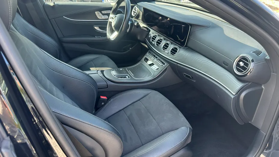 MERCEDES-BENZ E Klasa E 220 d 4-Matic