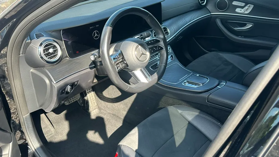 MERCEDES-BENZ E Klasa E 220 d 4-Matic