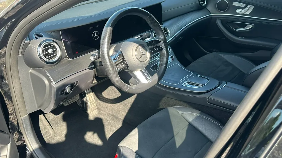 MERCEDES-BENZ E Klasa E 220 d 4-Matic