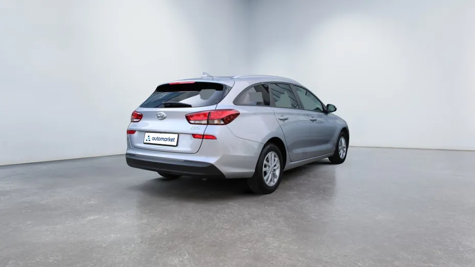 HYUNDAI i30 i30 1.5 DPI Classic +