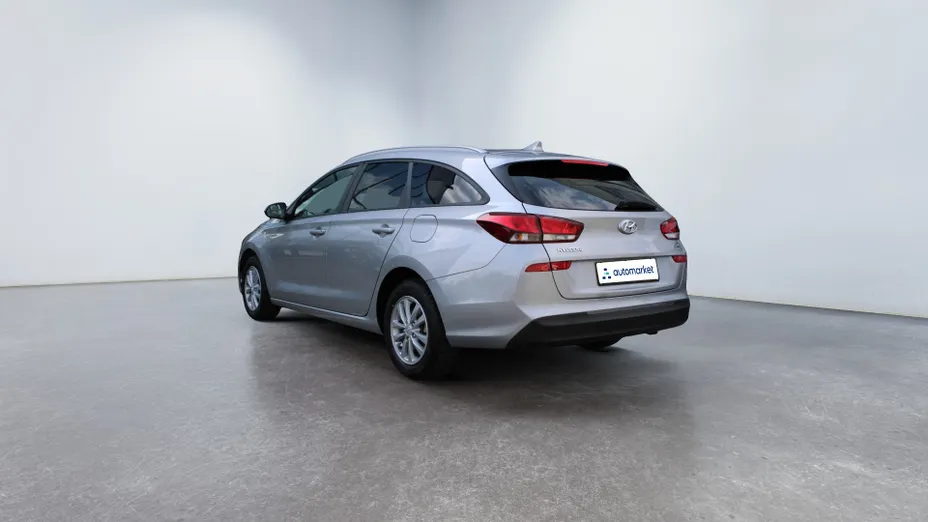HYUNDAI i30 i30 1.5 DPI Classic +