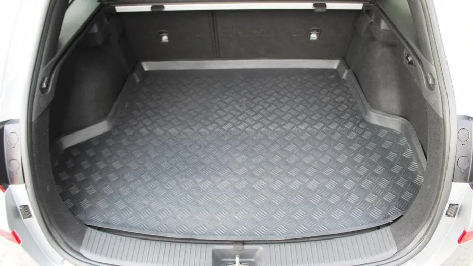 HYUNDAI i30 i30 1.5 DPI Classic +