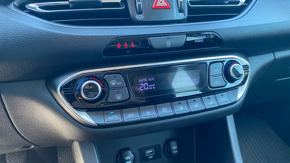 HYUNDAI i30 i30 1.5 DPI Comfort